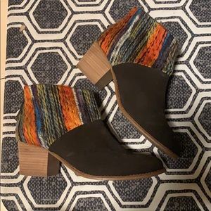Toms ankle boots 9.5